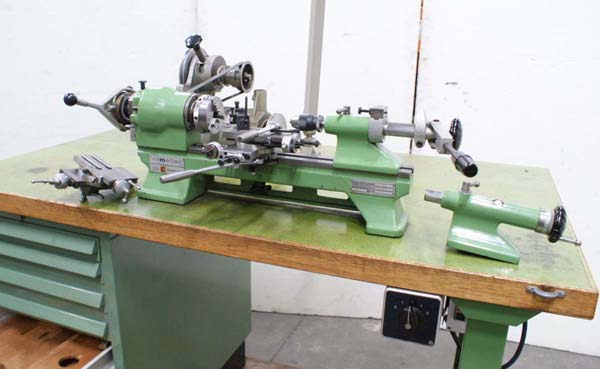Фото прецизійного часового токарного верстата Schaublin-70